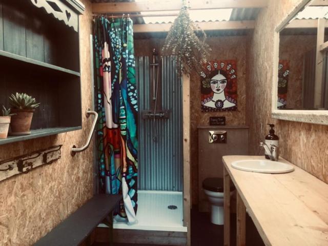 The Oaks Glamping - Magpie Half Shepherds Hut Colkirk Exterior foto